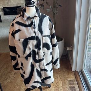 Joie Black and White Abstract Fleece Utility Jacket